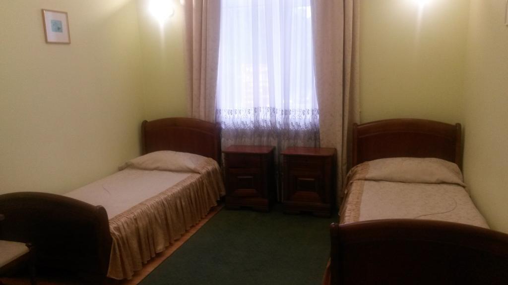 Marlen Hotel Rivne Habitación foto