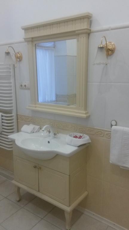 Marlen Hotel Rivne Habitación foto
